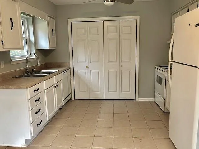 2 bed, 1.0 bath, 1015 sqft, $1,200 — Photo 4