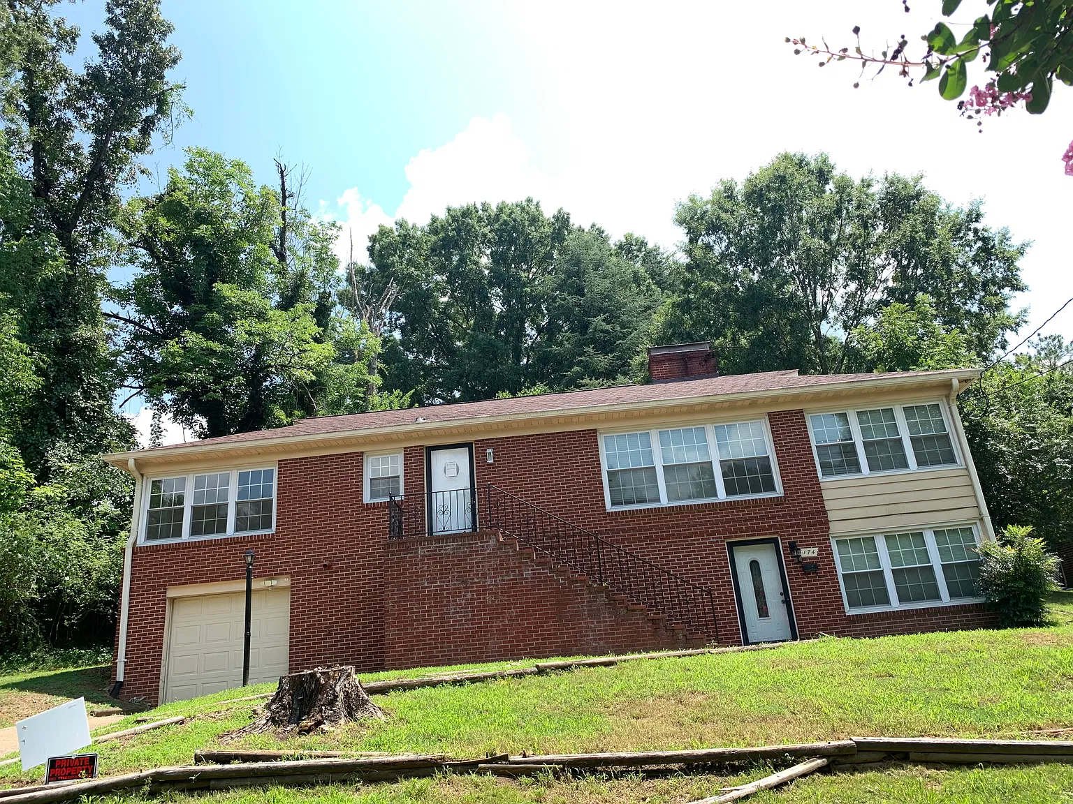 4 bed, 2.5 bath, 2227 sqft, $1,950 — Photo 1