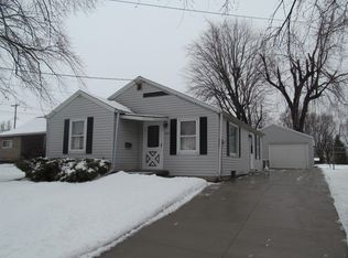 812 Wilson St, Little Chute, WI 54140