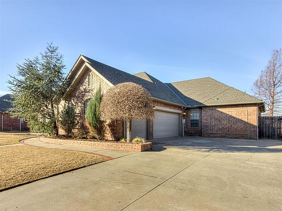 3rd image of 16609 Thorton Ln
