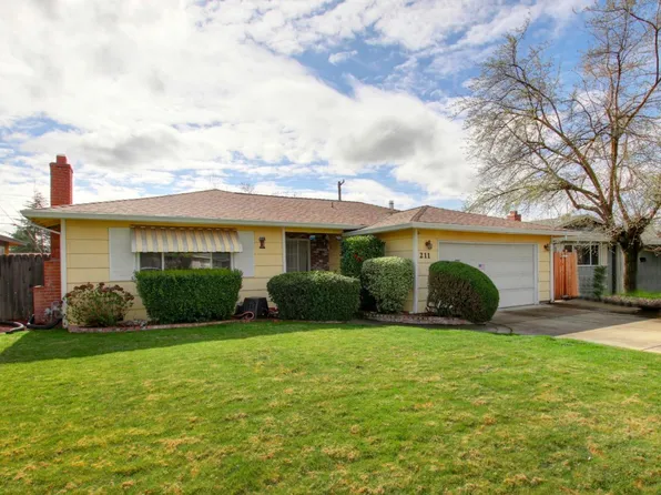 211 Ardmore Ave, Roseville, CA 95678