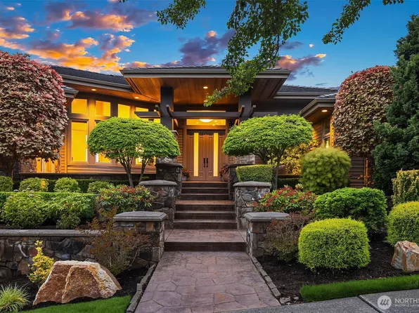 3052 NE Harrison Street, Issaquah, WA 98029