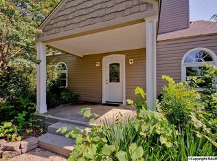 2035 Sewanee Rd SW, Huntsville, AL 35801