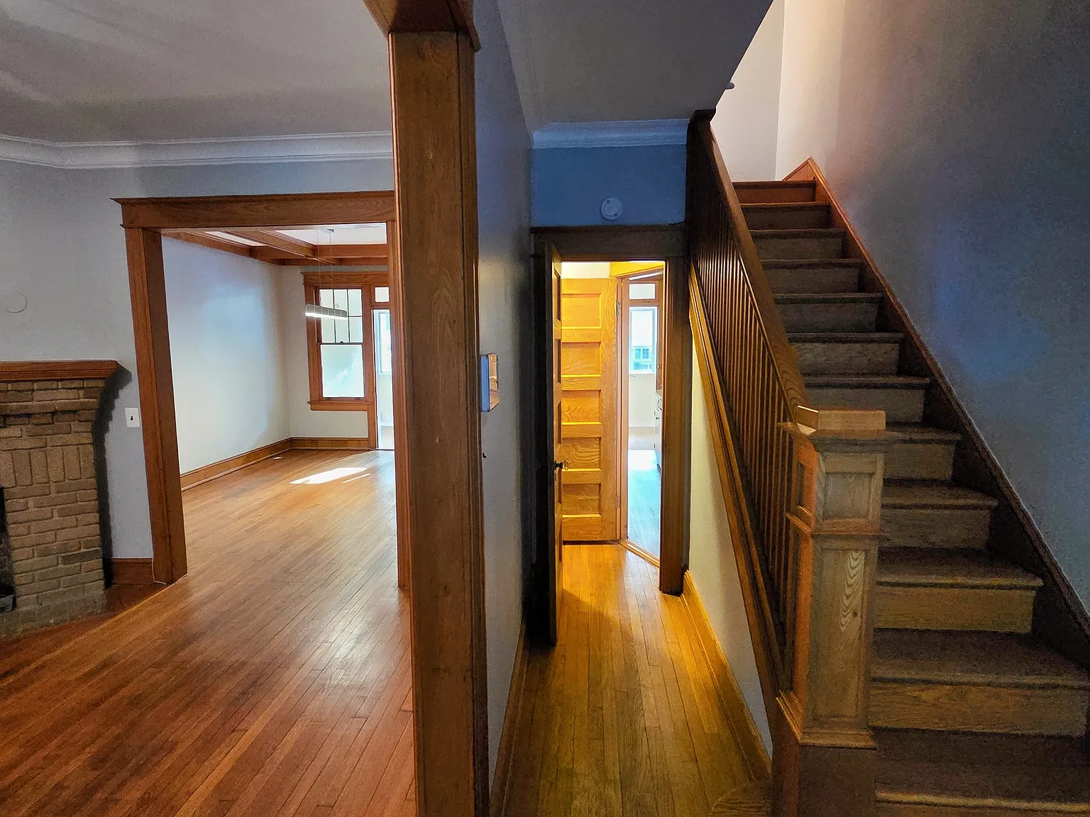 4 bed, 2360 sqft, $4,695 — Photo 4