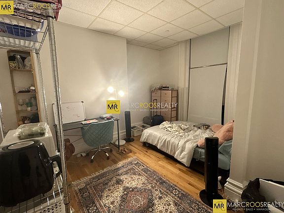 4th image of 405 Beacon St APT 1