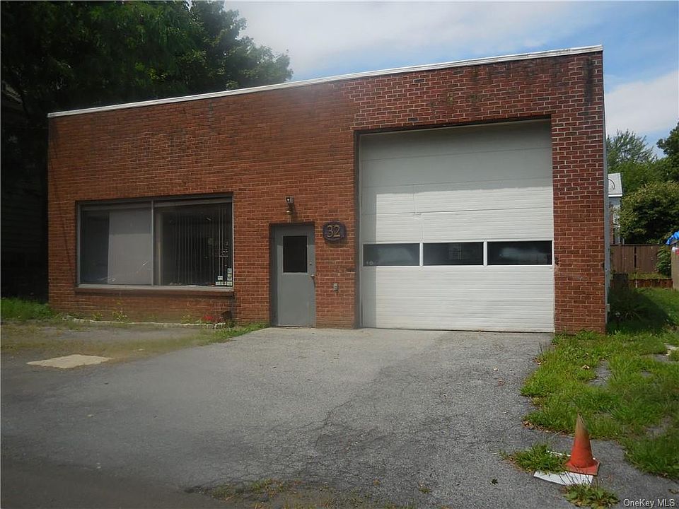 1st image of 32 Cedar Ave