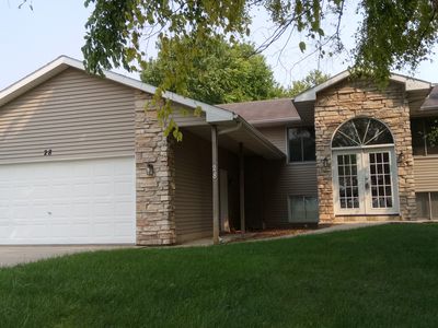 28 King Henry Rd SE, Poplar Grove, IL, 61065