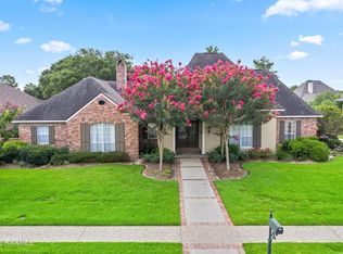 102 Bear Creek Ct, Broussard, LA 70518