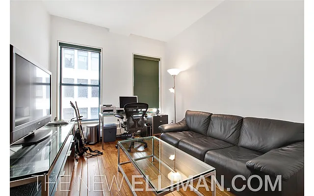 Sold by Douglas Elliman | media 8