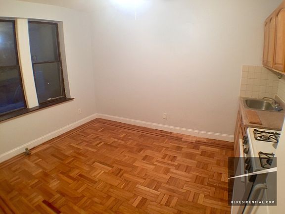 4th image of 3737 95th St #2