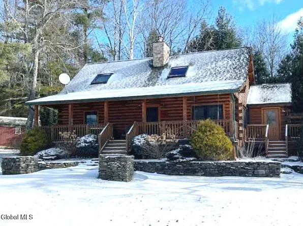 177 Woodchuck Run, Jefferson, NY 12093