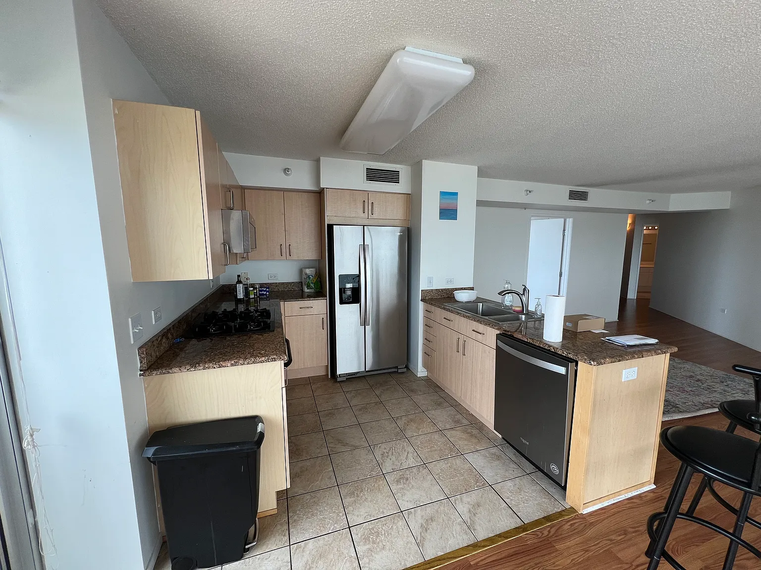 2 bed, 1336 sqft, $3,700 — Photo 4
