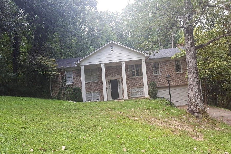 1st image of 105 Bridlewood Dr