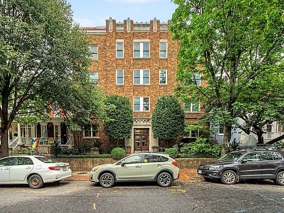 2nd image of 317 10th St NE APT 14