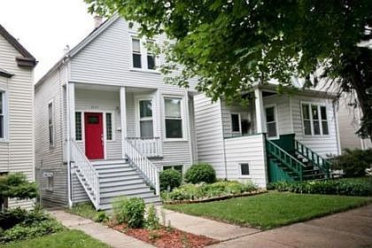 1st image of 2427 W Berteau Ave