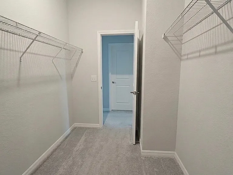 His-and-hers walk-in closet