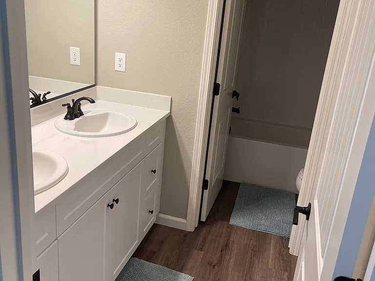 419 Daffodil Dr #2 — Photo 17