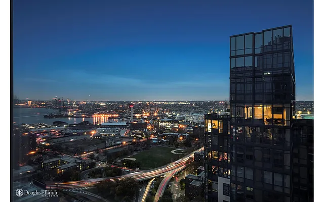 Rented by Douglas Elliman | media 16