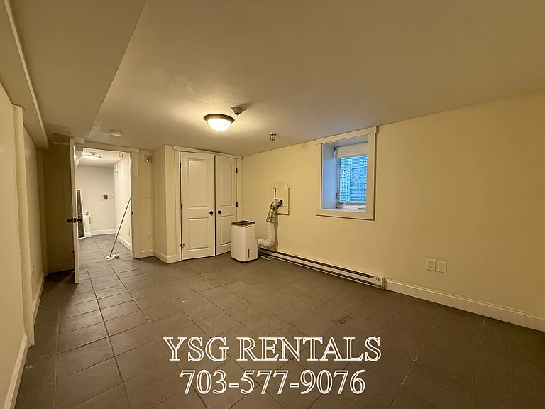 24 Sunset St #1 — Photo 23