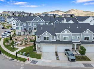 986 W Vista Ridge Dr N, Lehi, UT 84043