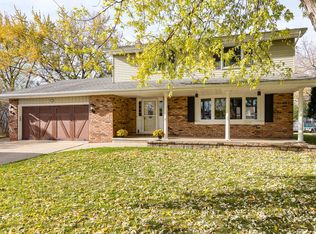 1017 N Bay Ridge Rd, Appleton, WI 54915