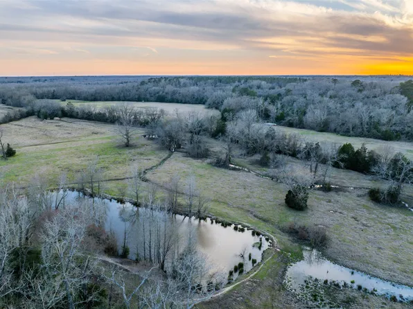 3779 N Us Highway 287, Palestine, TX 75803