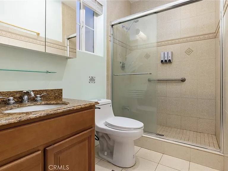 2727 Walnut Grove Ave — Photo 29