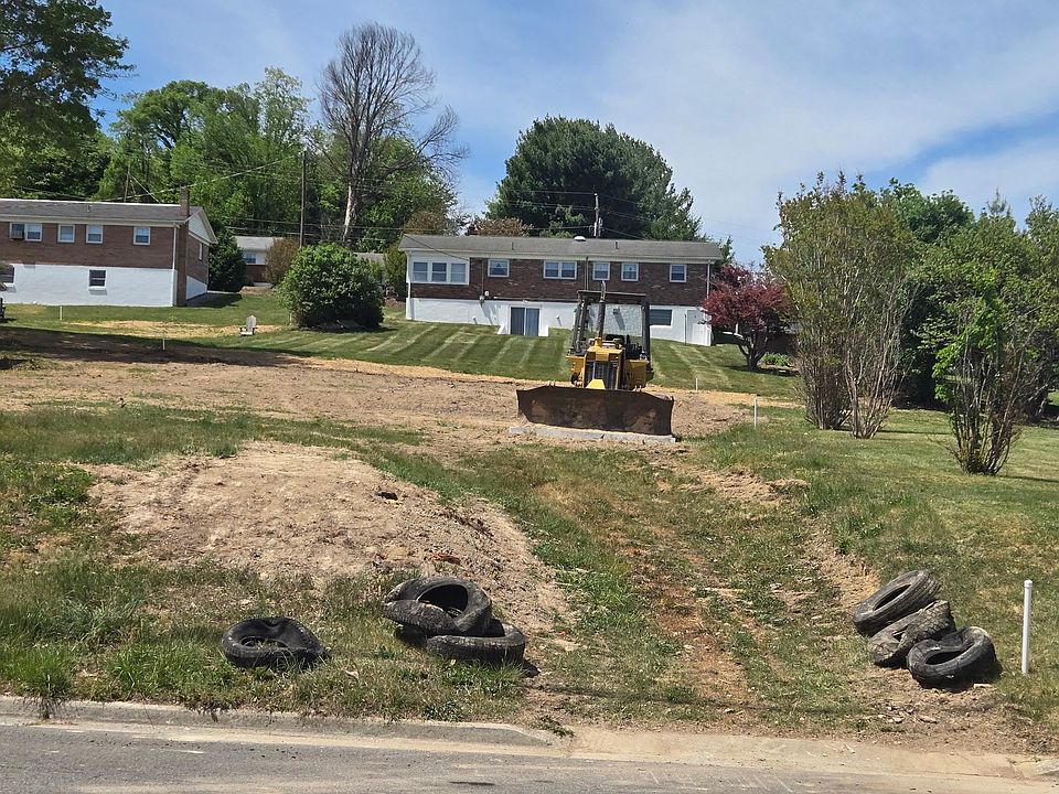 2nd image of Tbd W Spiller St