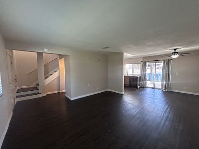 4th image of 6208 Meadow Brook Ln