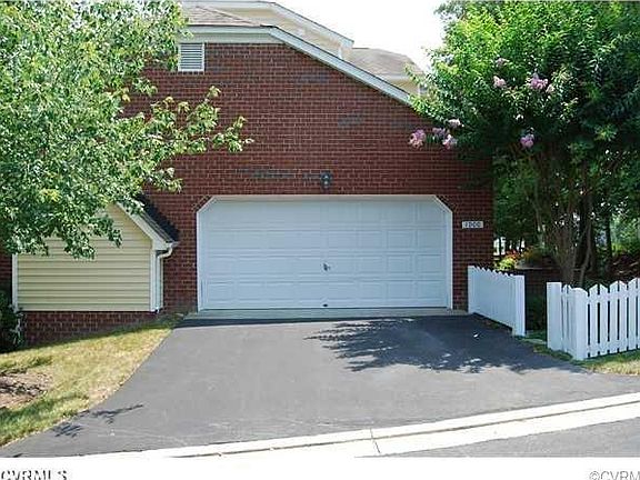 3rd image of 1900 Willow Cove Cir