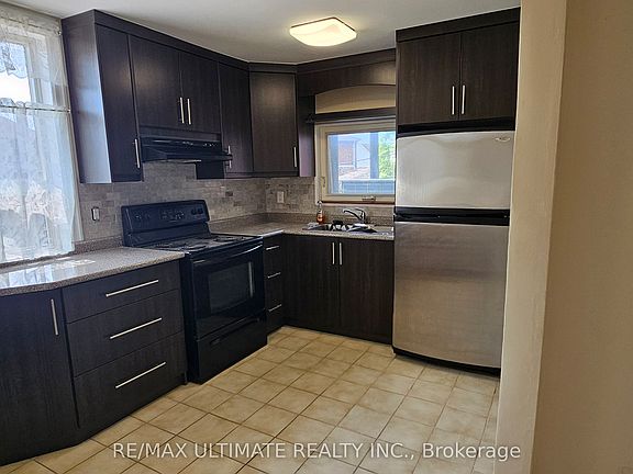 2nd image of 3 Kane Ave Floor 2