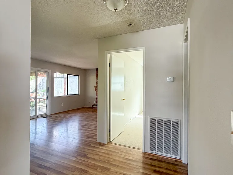 118 Meadowlark Way — Photo 14