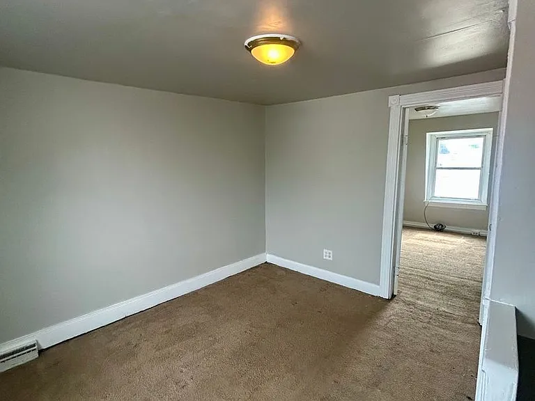 605 Eisenbrown St — Photo 25