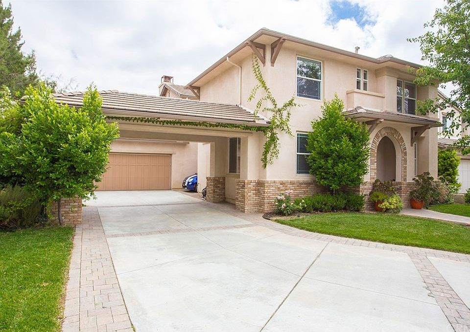1st image of 39730 Westchester Ct