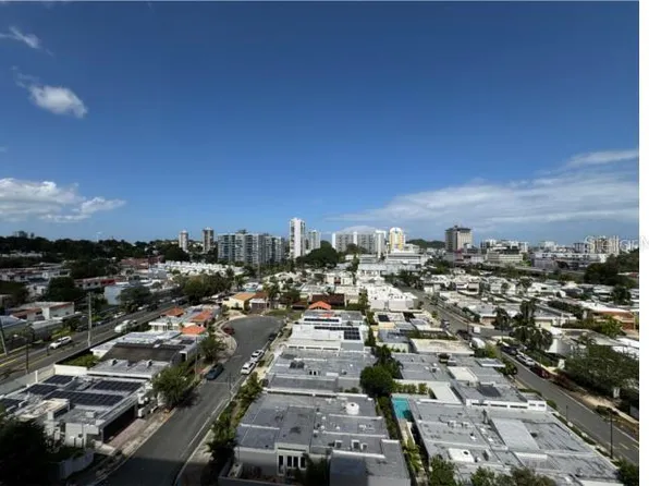 1261 Avenue Luis Vigoreaux #D10, Guaynabo, PR 00966