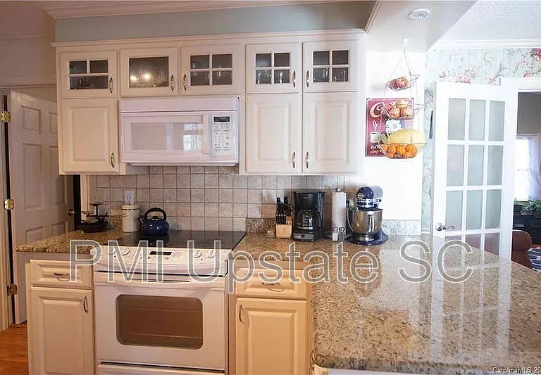 4264 Walnut Ridge Rd — Photo 8