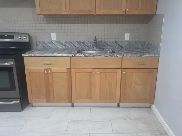 (undisclosed Address), Cranston, RI 02910