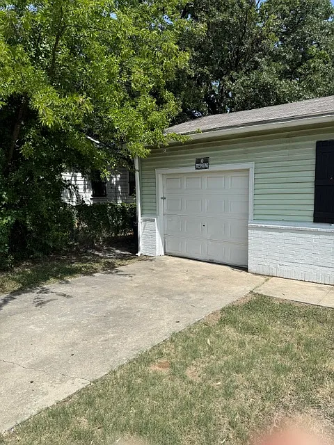 3837 Childress Street - A — Photo 2