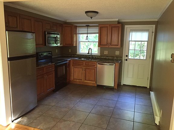 Granite countertops and tile floor