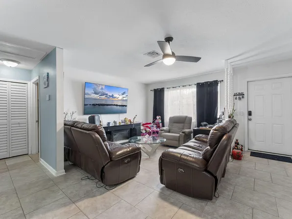4116 Plumosa Street, West Palm Beach, FL 33406