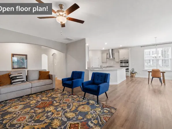 1012 Whispering Creek Ct, Knightdale, NC 27545
