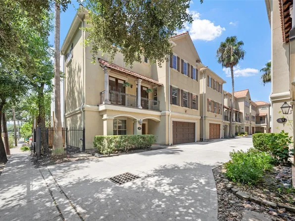 427 Jackson Hill St, Houston, TX 77007