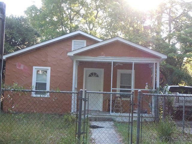 2nd image of 3814 Emanuel Ave