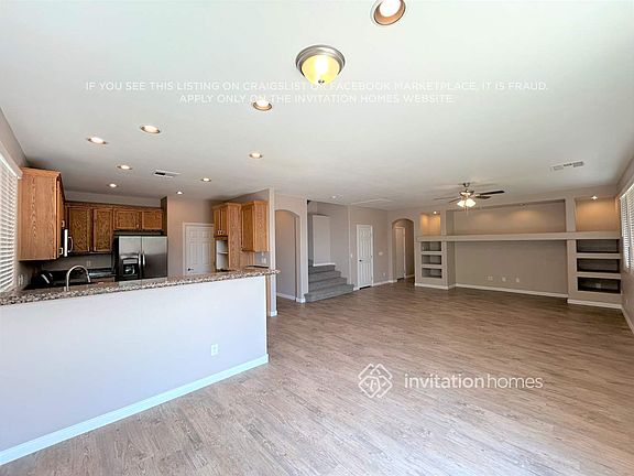 4th image of 433 Mystic River St