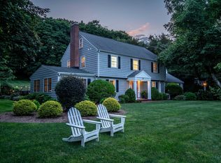 519 Mountain Rd, West Hartford, CT 06117