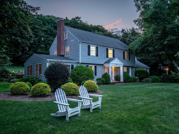 519 Mountain Road, West Hartford, CT 06117