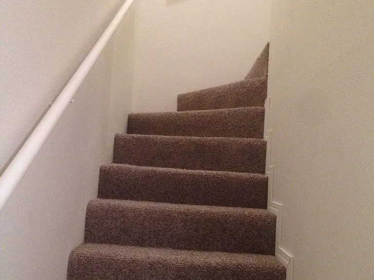 520 NE 108th Ave — Photo 5
