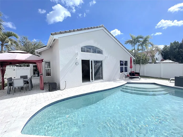 4923 SW 33rd Way — Photo 22