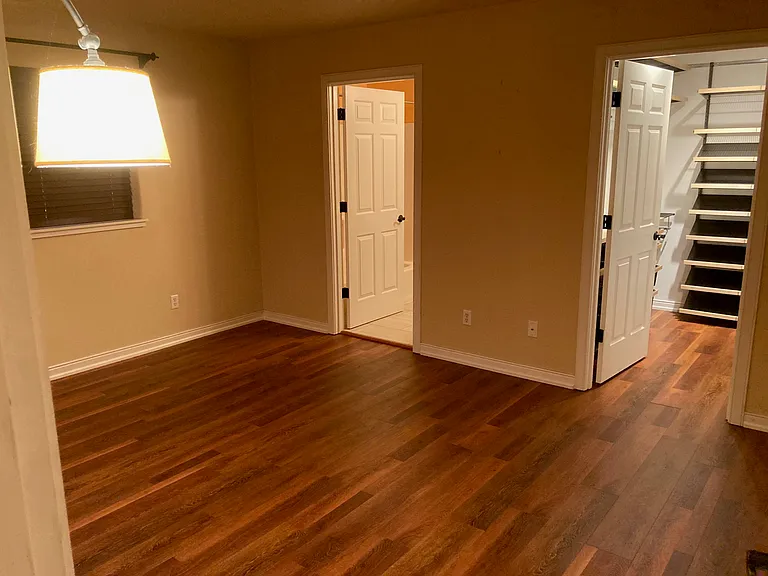 1007 E Foothills Dr #2 — Photo 4