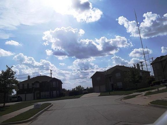 3rd image of 221 Cozy Ln